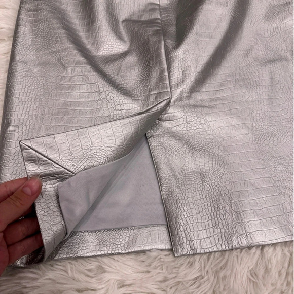 Marciano Embossed Metallic silver python  Print Midi Skirt - Picture 3 of 4